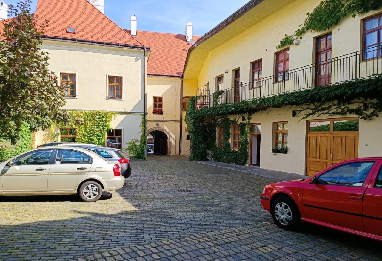 Penzion U Cisare Zikmunda Znojmo Zewnętrze zdjęcie